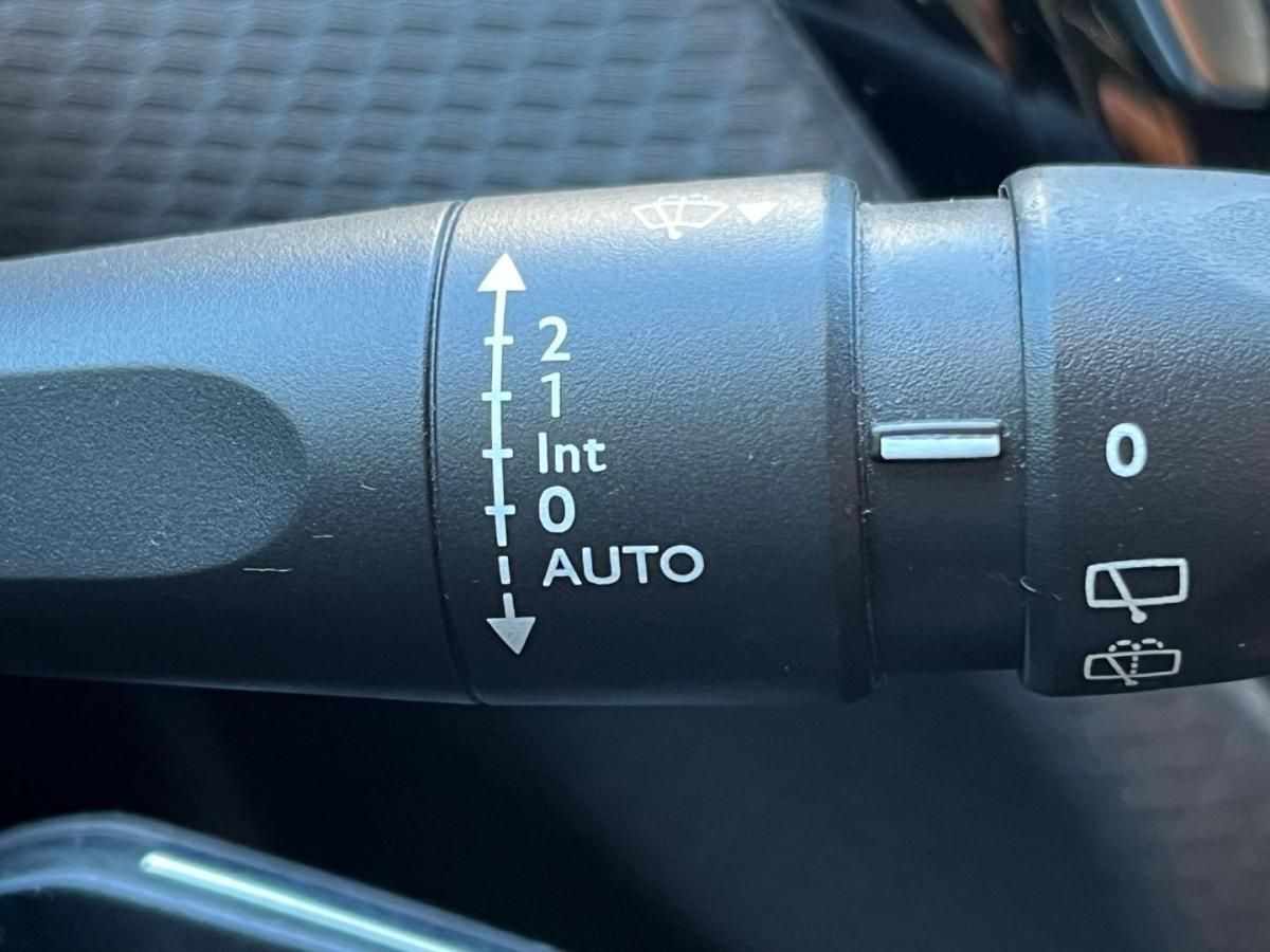 peugeot-208-2019-diesel-1499cc