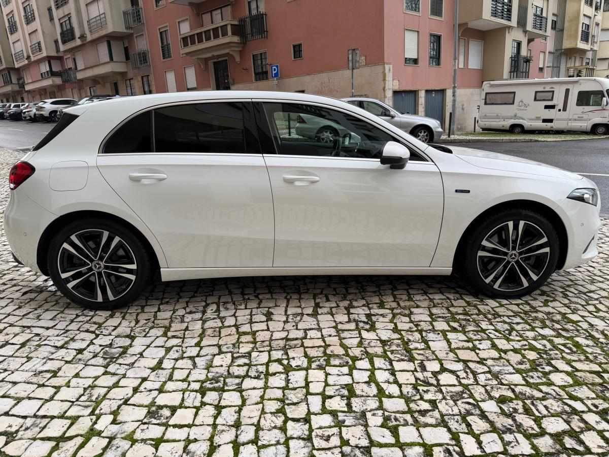 mercedes-benz-classe-a-2020-hibrido-a-gasolina-1332cc
