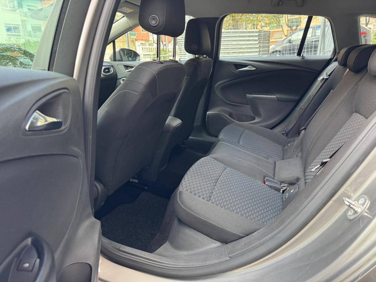 opel-astra-sport-tourer-2016-diesel-1598cc
