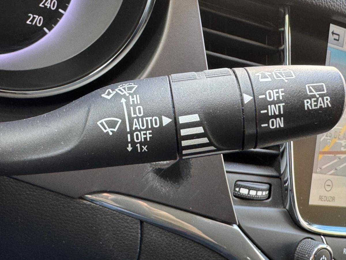 opel-astra-sport-tourer-2016-diesel-1598cc