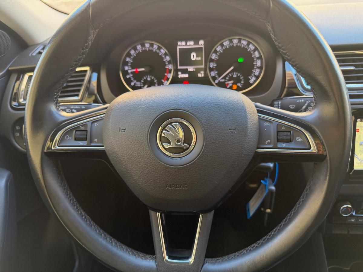 skoda-rapid-spaceback-2016-diesel-1422cc