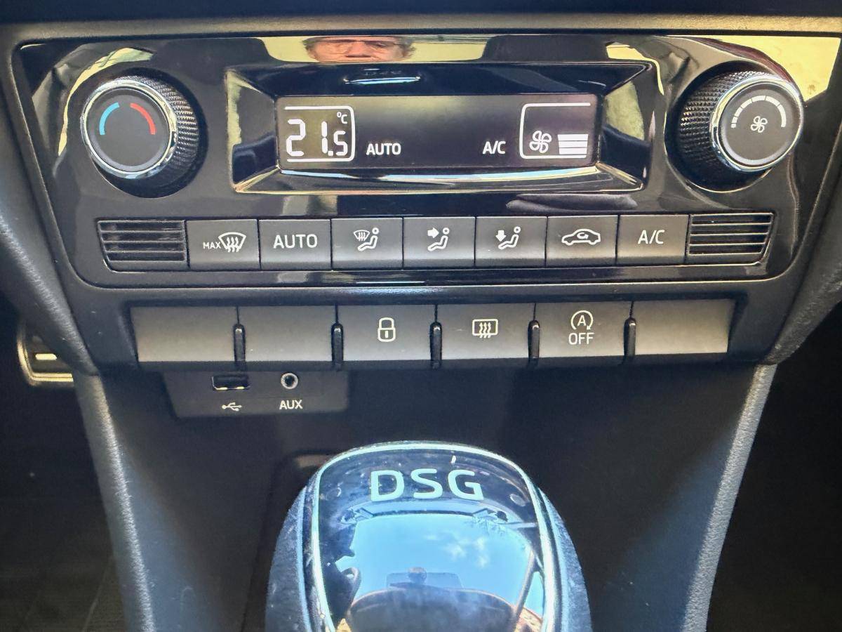 skoda-rapid-spaceback-2016-diesel-1422cc