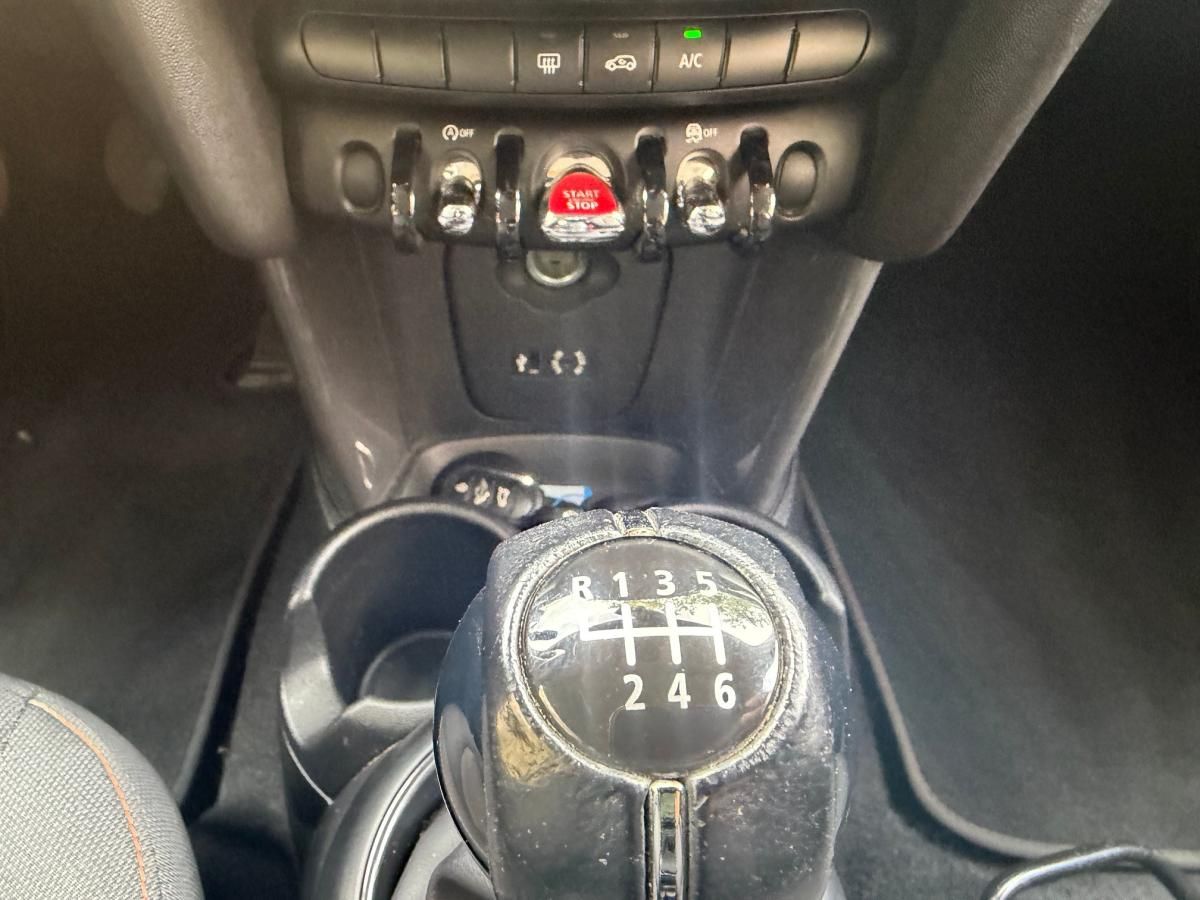 mini-cooper-2018-gasolina-1499cc