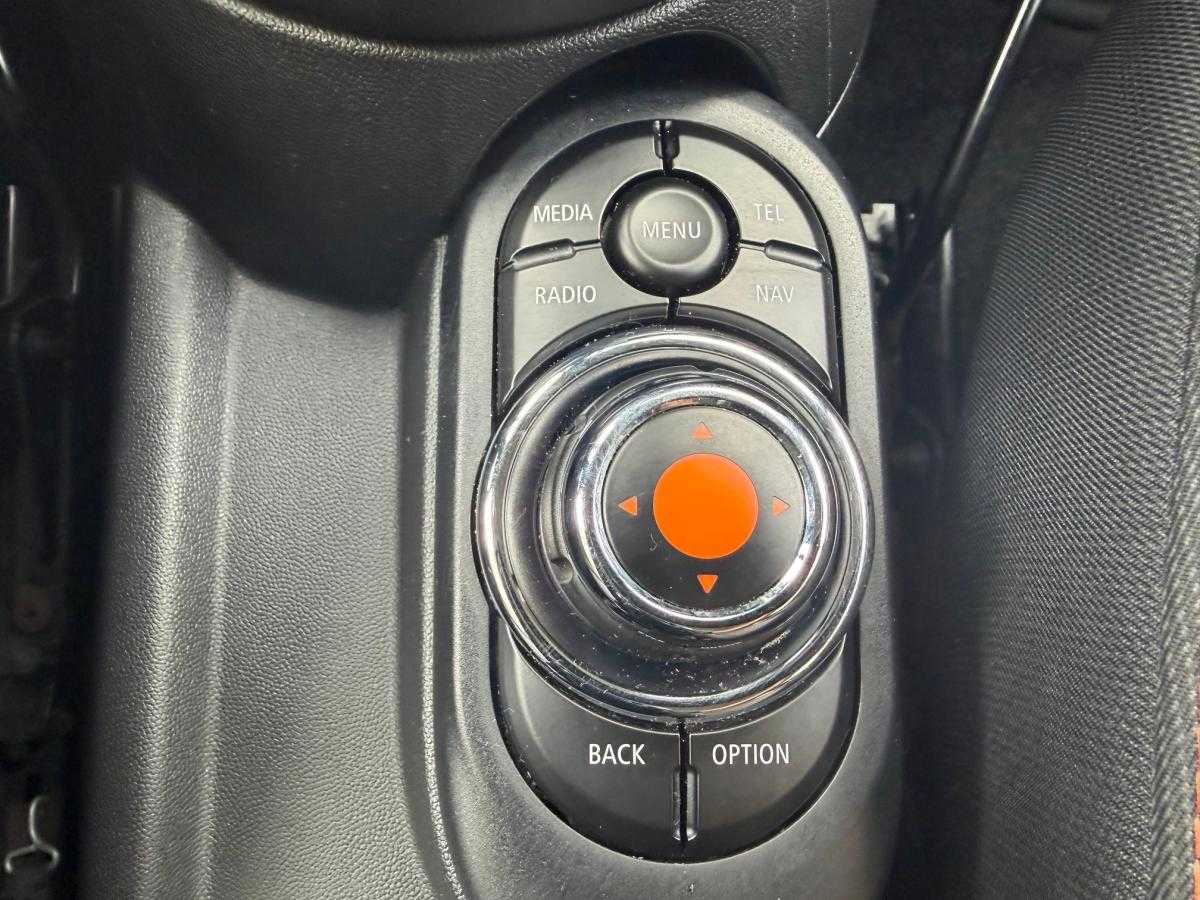 mini-cooper-2018-gasolina-1499cc