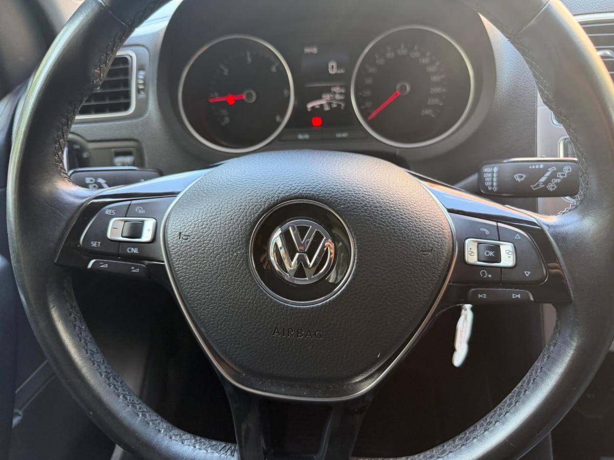 volkswagen-polo-2014-diesel-1422cc