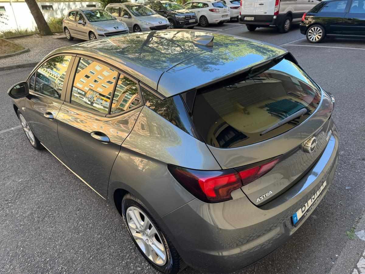 opel-astra-2018-diesel-1598cc