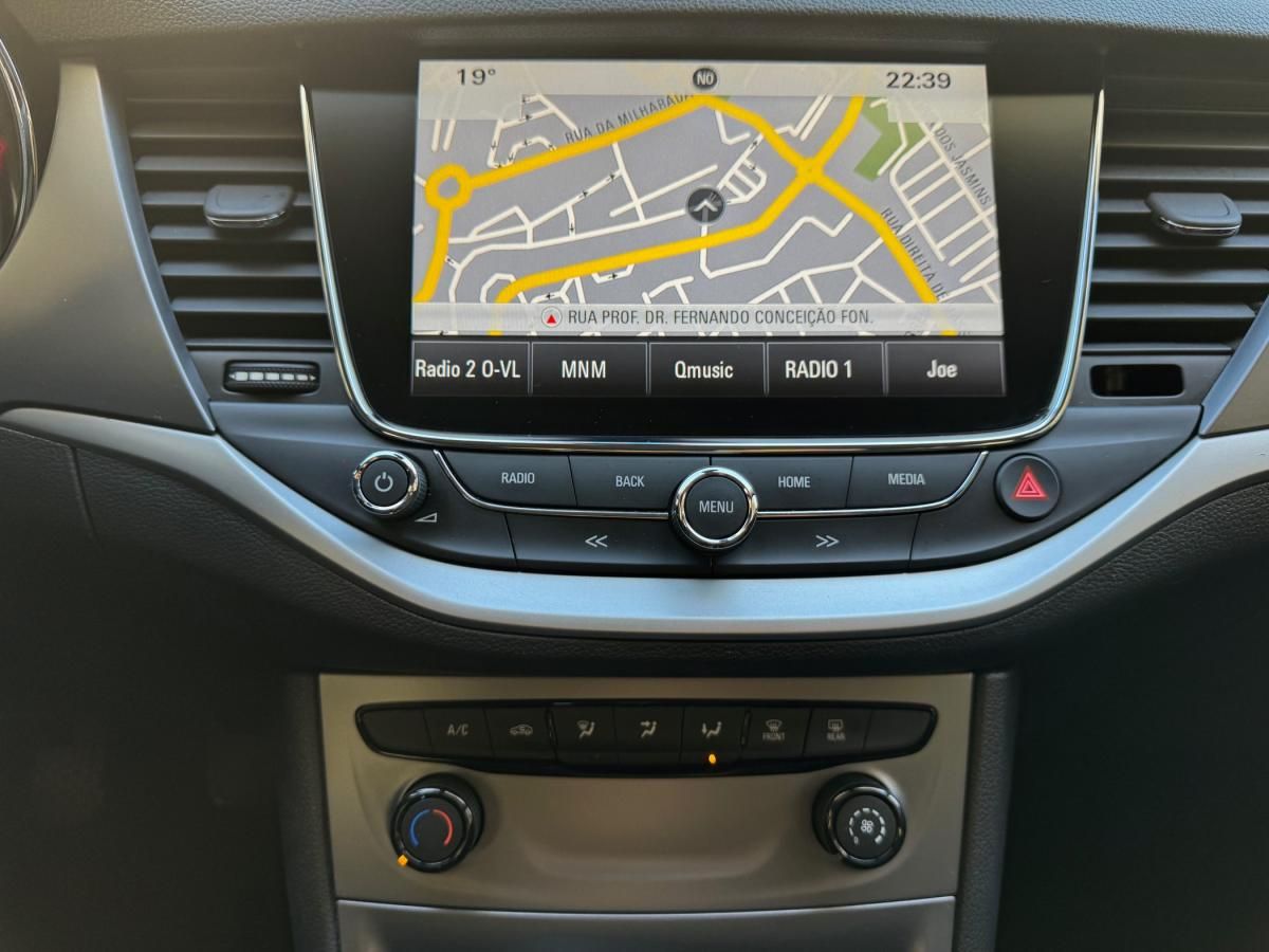 opel-astra-2018-diesel-1598cc