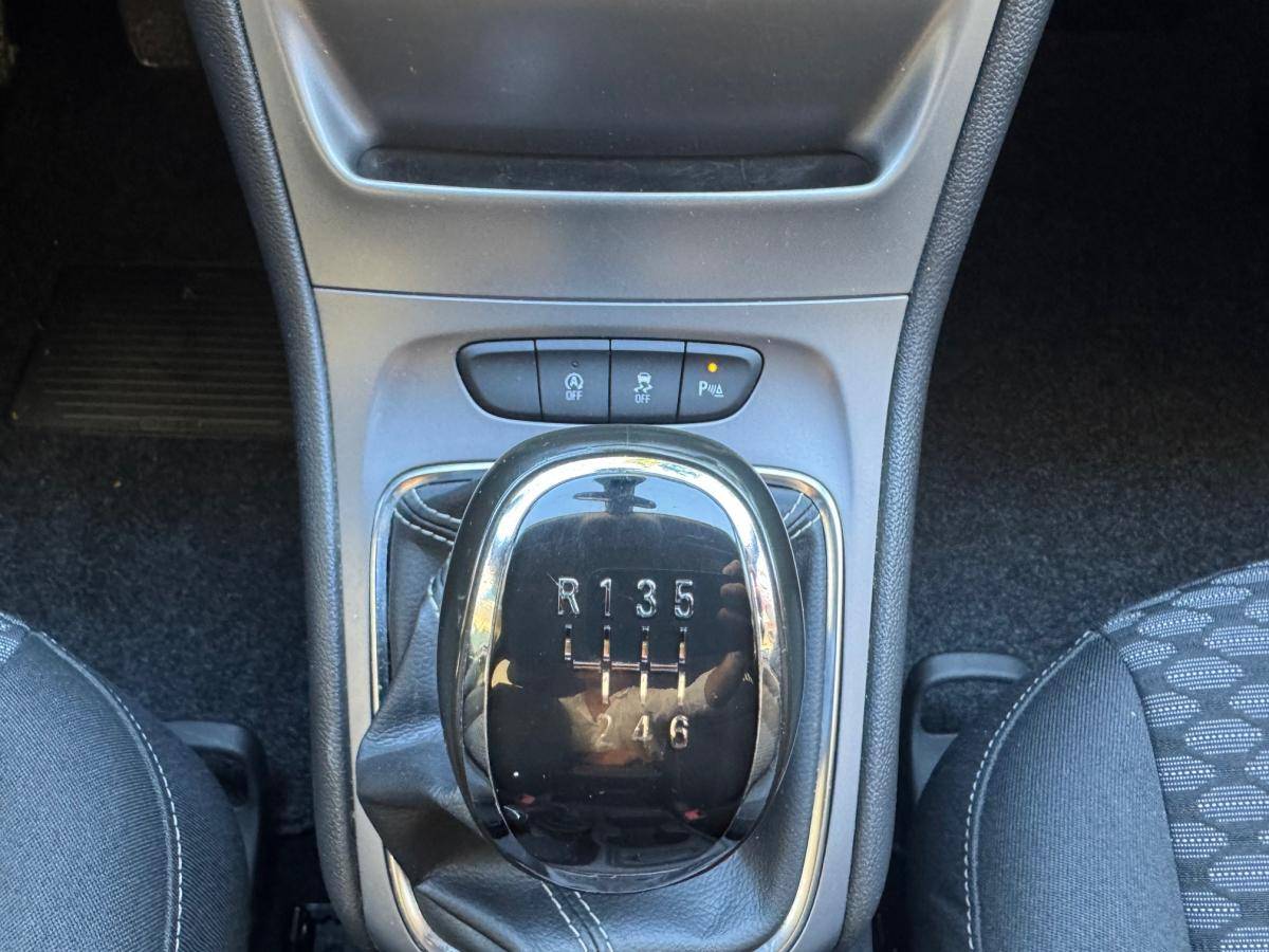 opel-astra-2018-diesel-1598cc