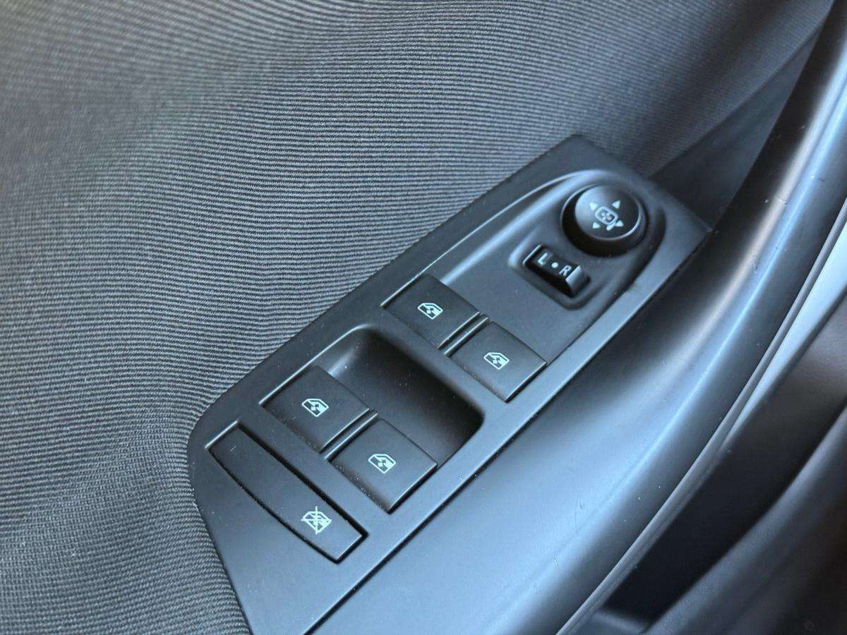 opel-astra-2018-diesel-1598cc