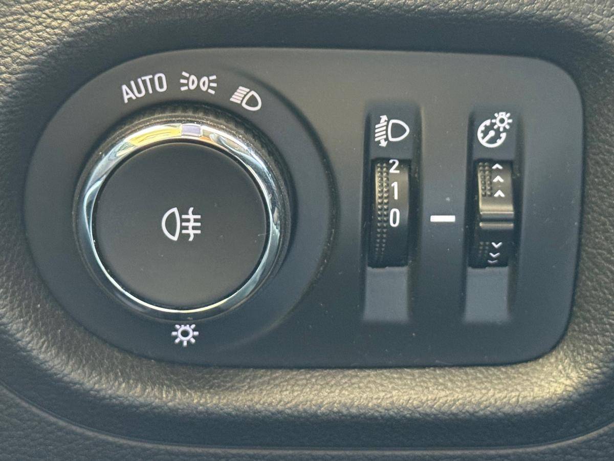 opel-astra-2018-diesel-1598cc