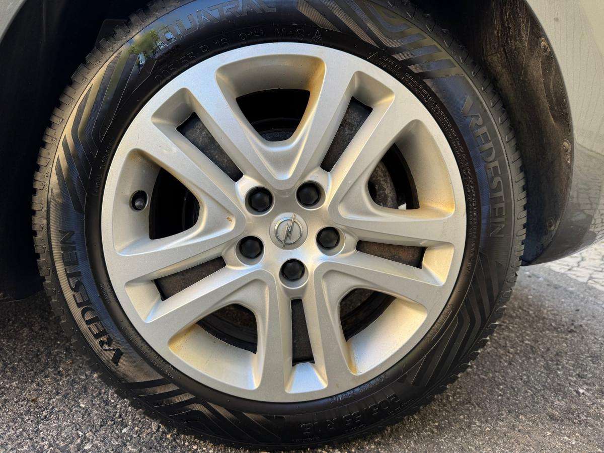 opel-astra-2018-diesel-1598cc