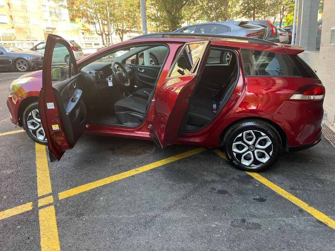 renault-clio-sport-tourer-2019-diesel-1461cc
