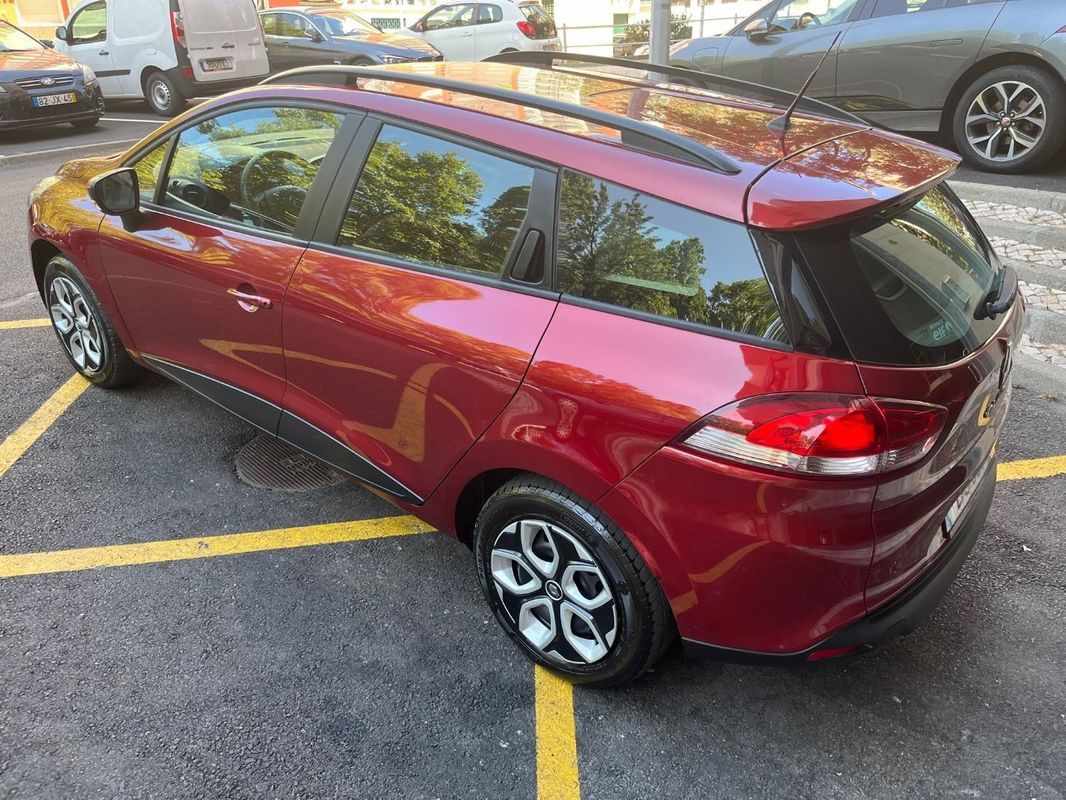 renault-clio-sport-tourer-2019-diesel-1461cc