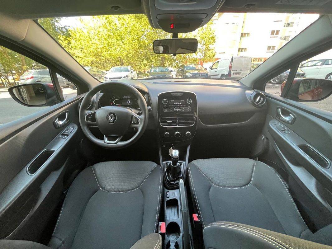 renault-clio-sport-tourer-2019-diesel-1461cc
