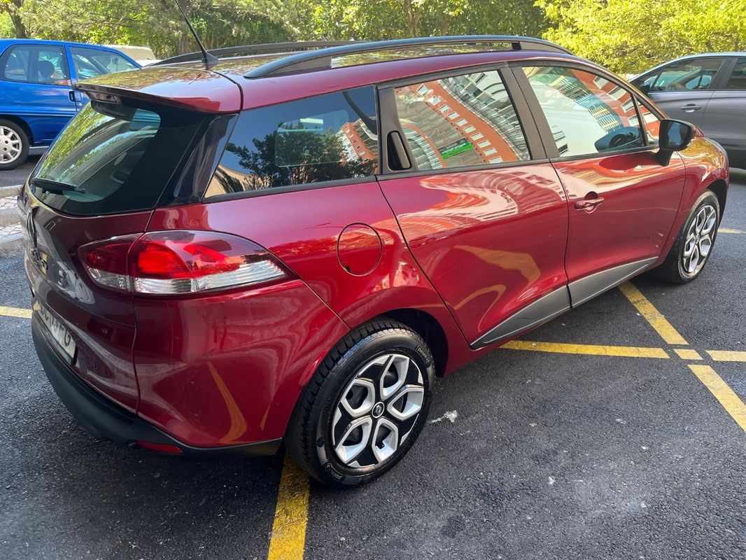 renault-clio-sport-tourer-2019-diesel-1461cc