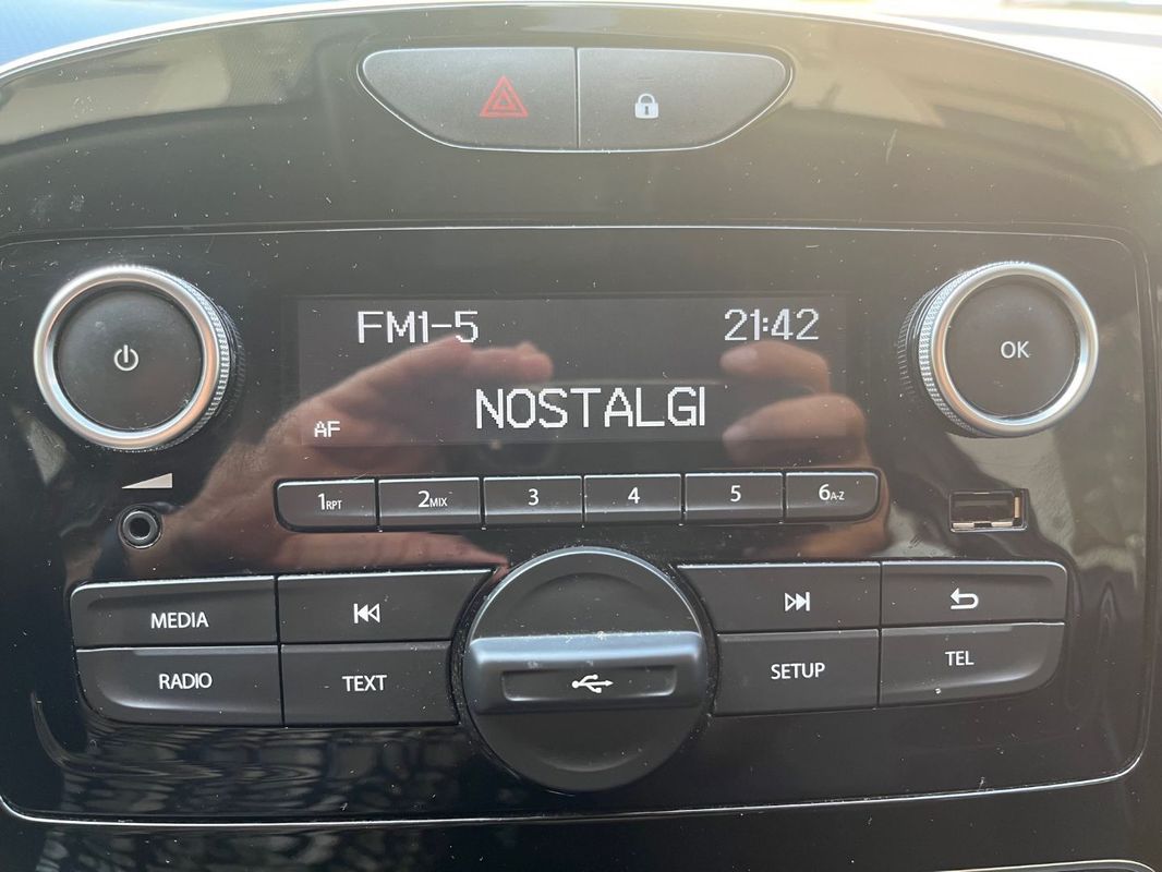 renault-clio-sport-tourer-2019-diesel-1461cc
