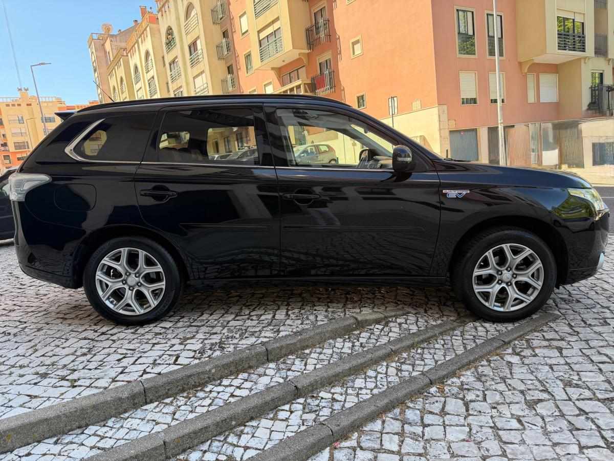 mitsubishi-outlander-2015-hibrido-a-gasolina-1998cc