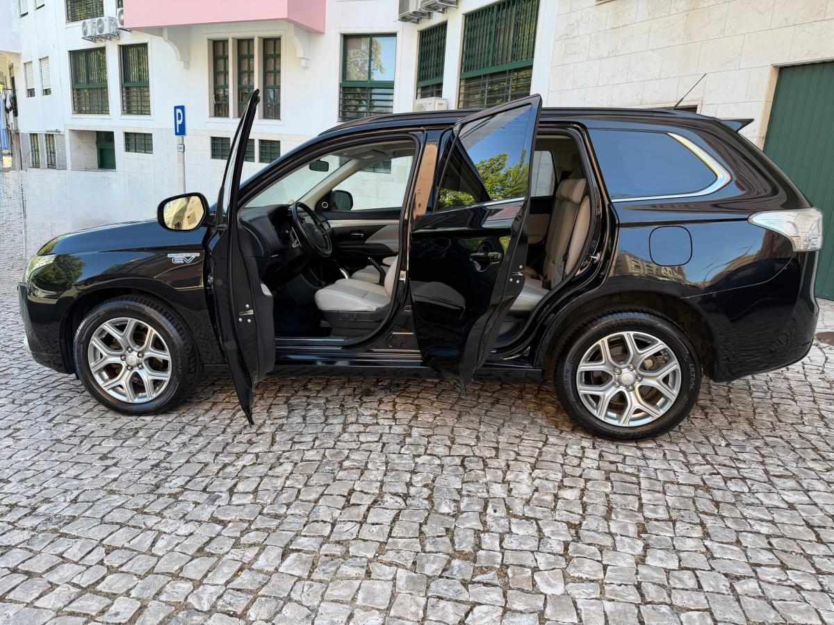 mitsubishi-outlander-2015-hibrido-a-gasolina-1998cc