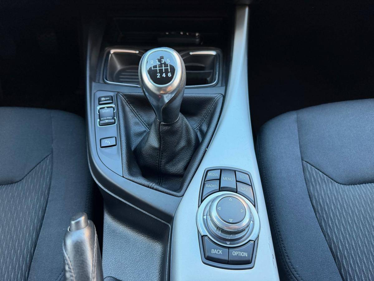 bmw-serie-1-2012-diesel-1598cc