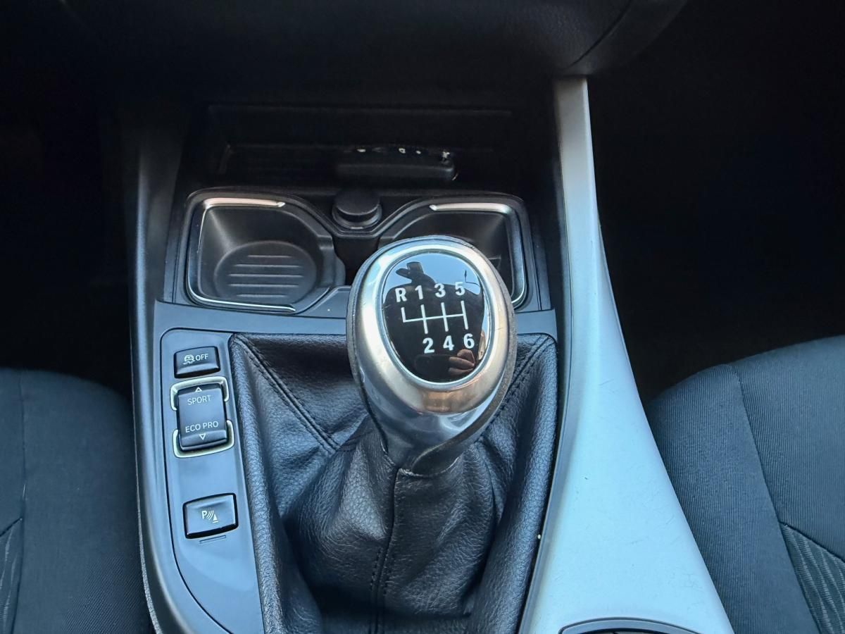 bmw-serie-1-2012-diesel-1598cc