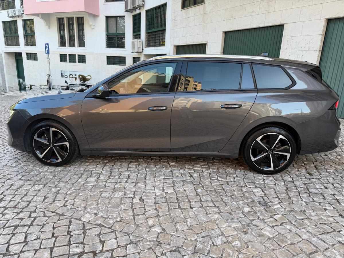 opel-astra-sport-tourer-2023-diesel-1498cc