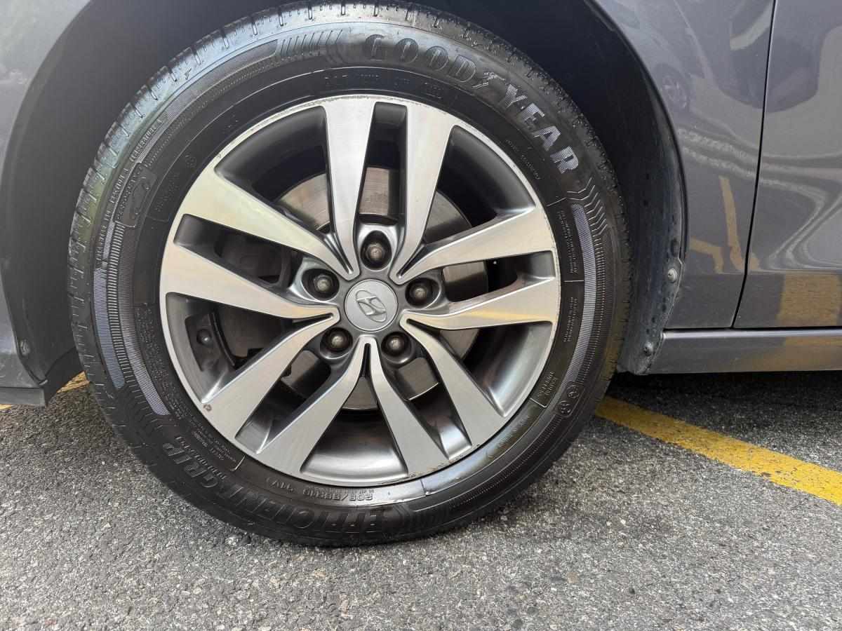 hyundai-i30-sw-2019-diesel-1598cc
