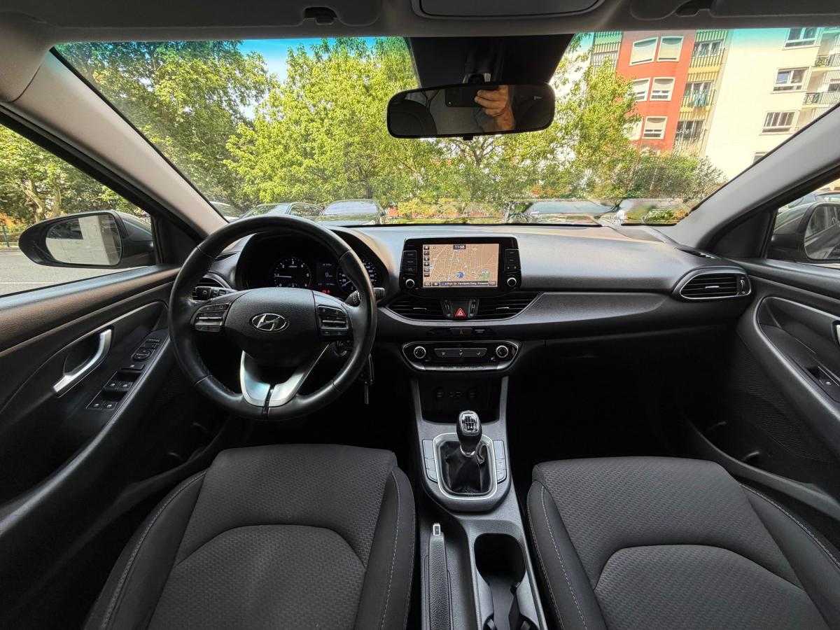 hyundai-i30-sw-2019-diesel-1598cc