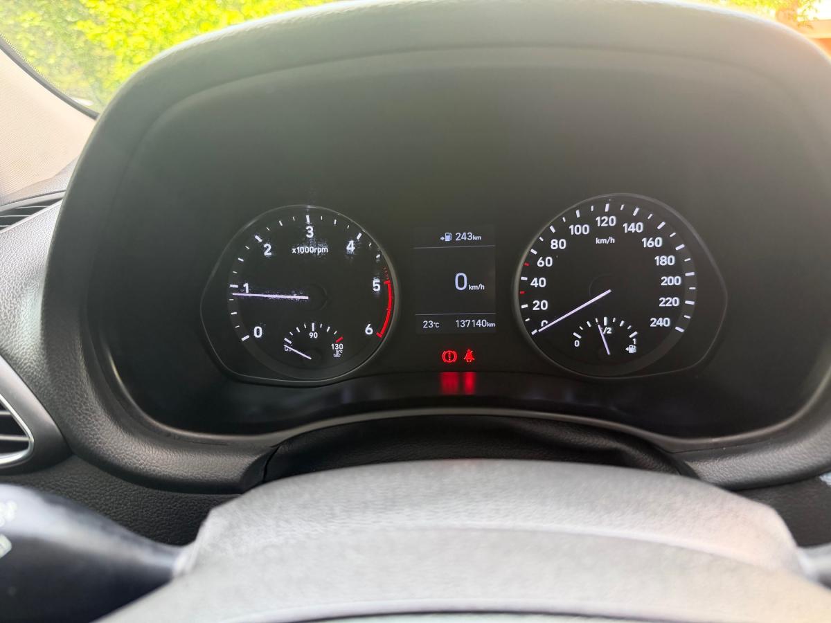 hyundai-i30-sw-2019-diesel-1598cc