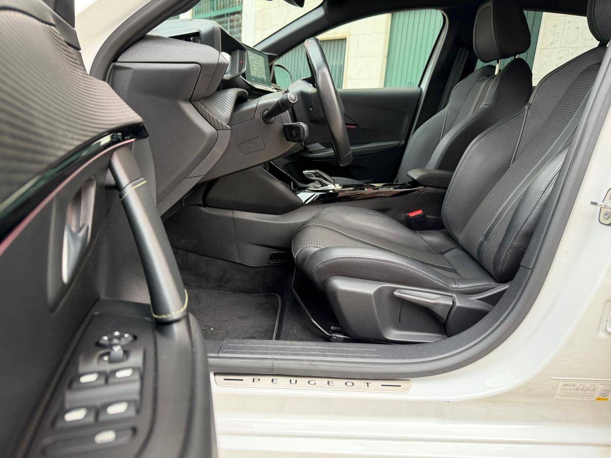 peugeot-208-2021-eletrico-500cc