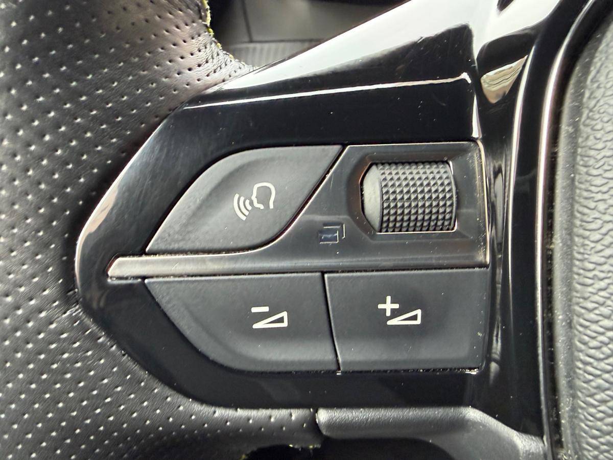 peugeot-208-2021-eletrico-500cc