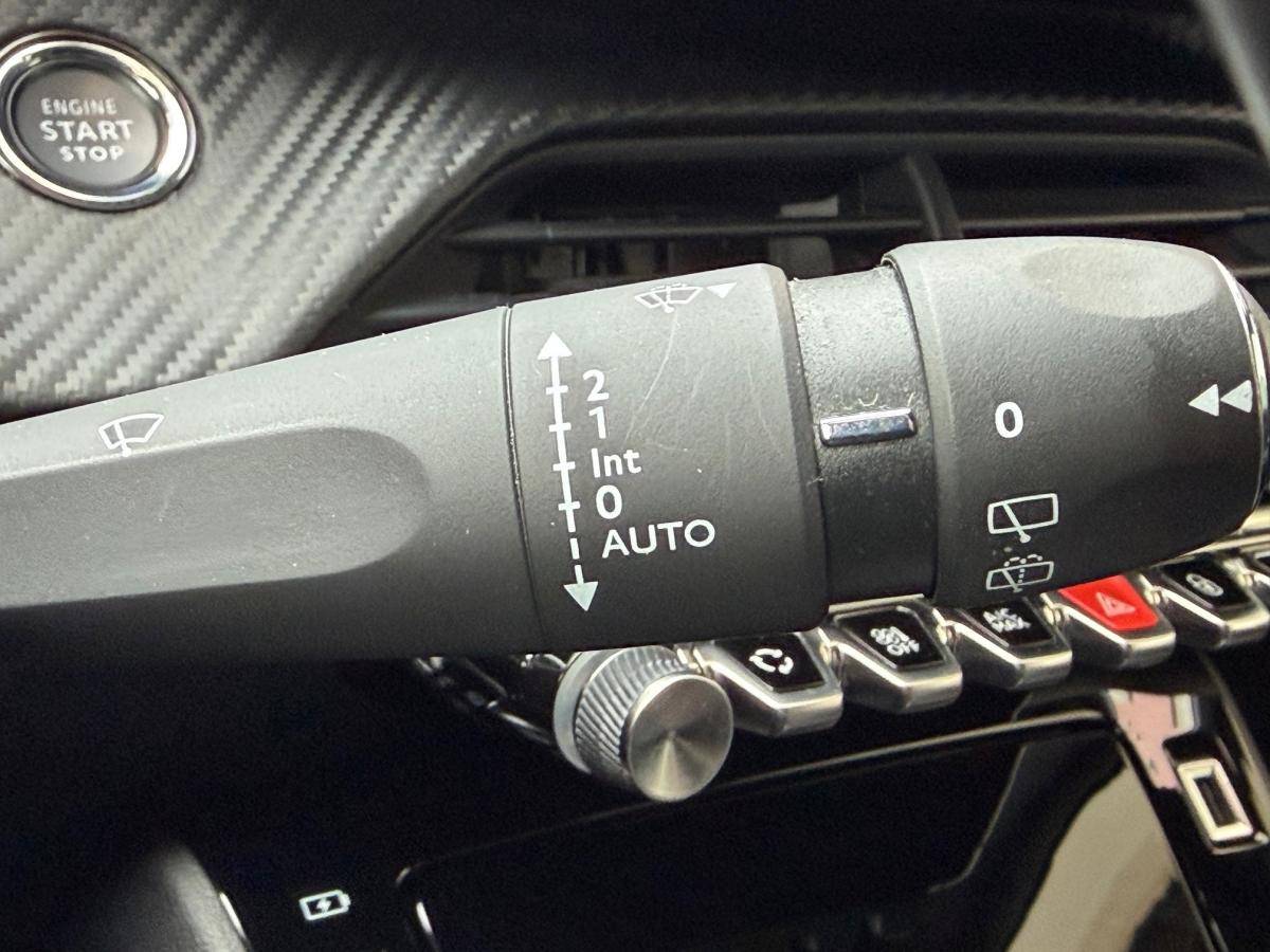 peugeot-208-2021-eletrico-500cc