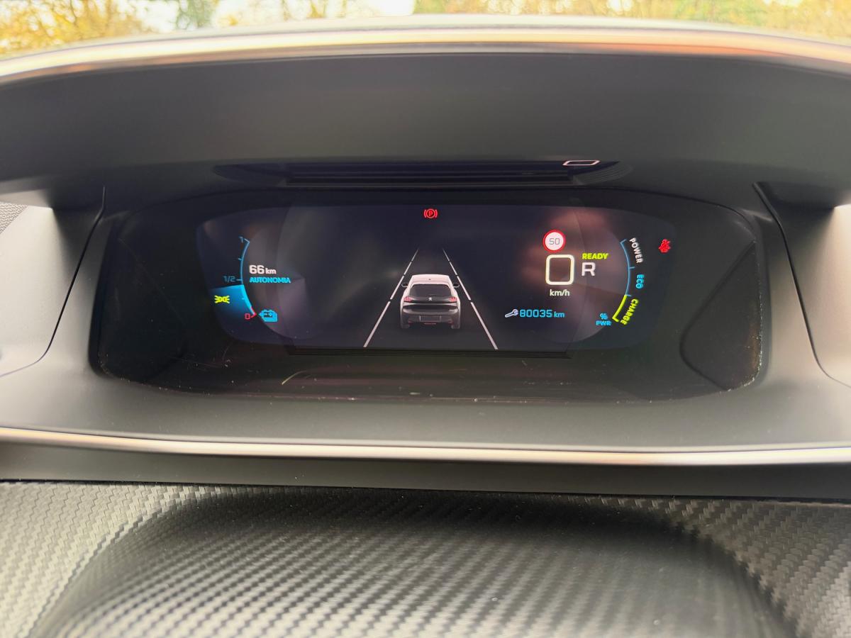 peugeot-208-2021-eletrico-500cc