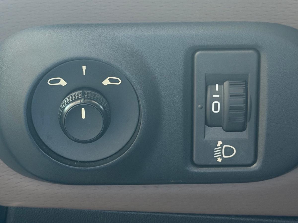 citroen-c4-cactus-2014-diesel-1560cc