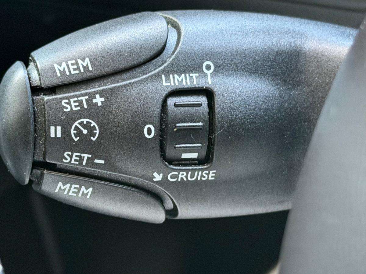 peugeot-308-2019-diesel-1499cc