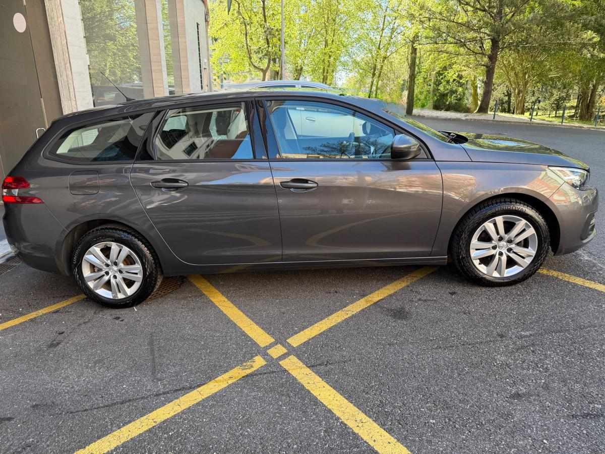 peugeot-308-sw-2021-diesel-1499cc