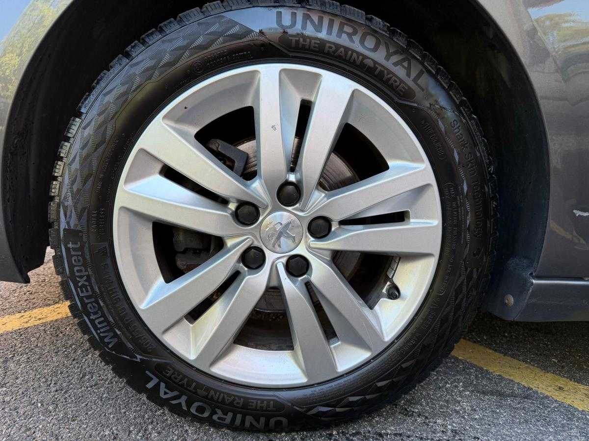 peugeot-308-sw-2021-diesel-1499cc
