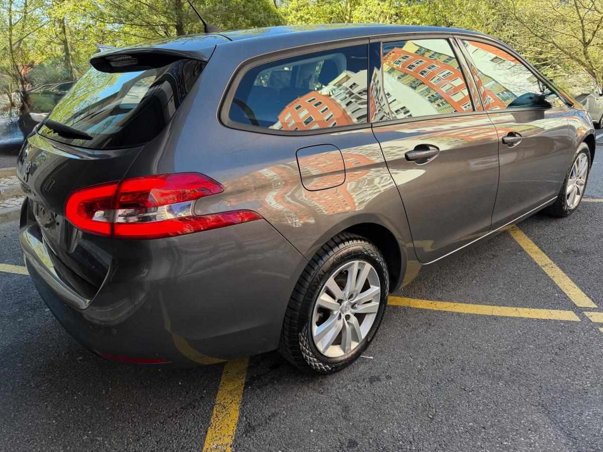 peugeot-308-sw-2021-diesel-1499cc