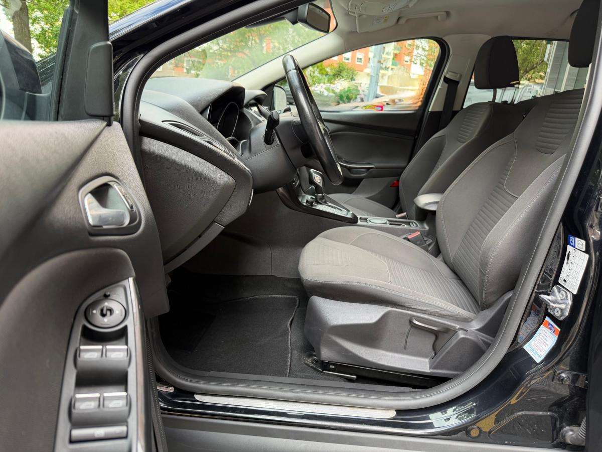 ford-focus-sw-2018-gasolina-999cc