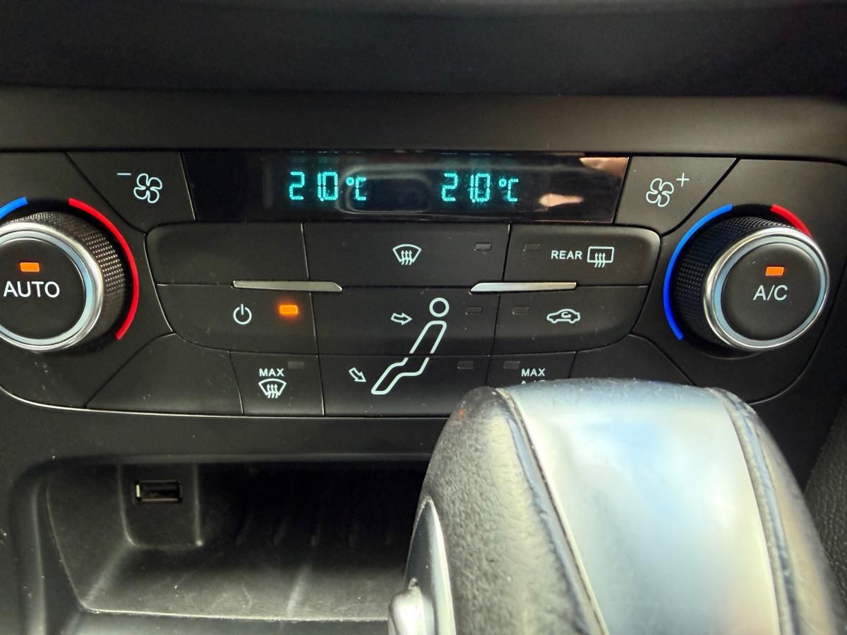 ford-focus-sw-2018-gasolina-999cc