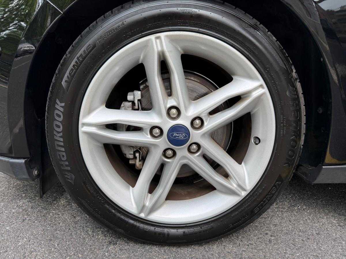 ford-focus-sw-2018-gasolina-999cc