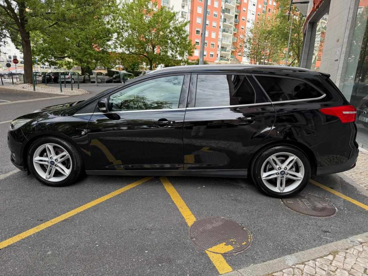 ford-focus-sw-2018-gasolina-999cc