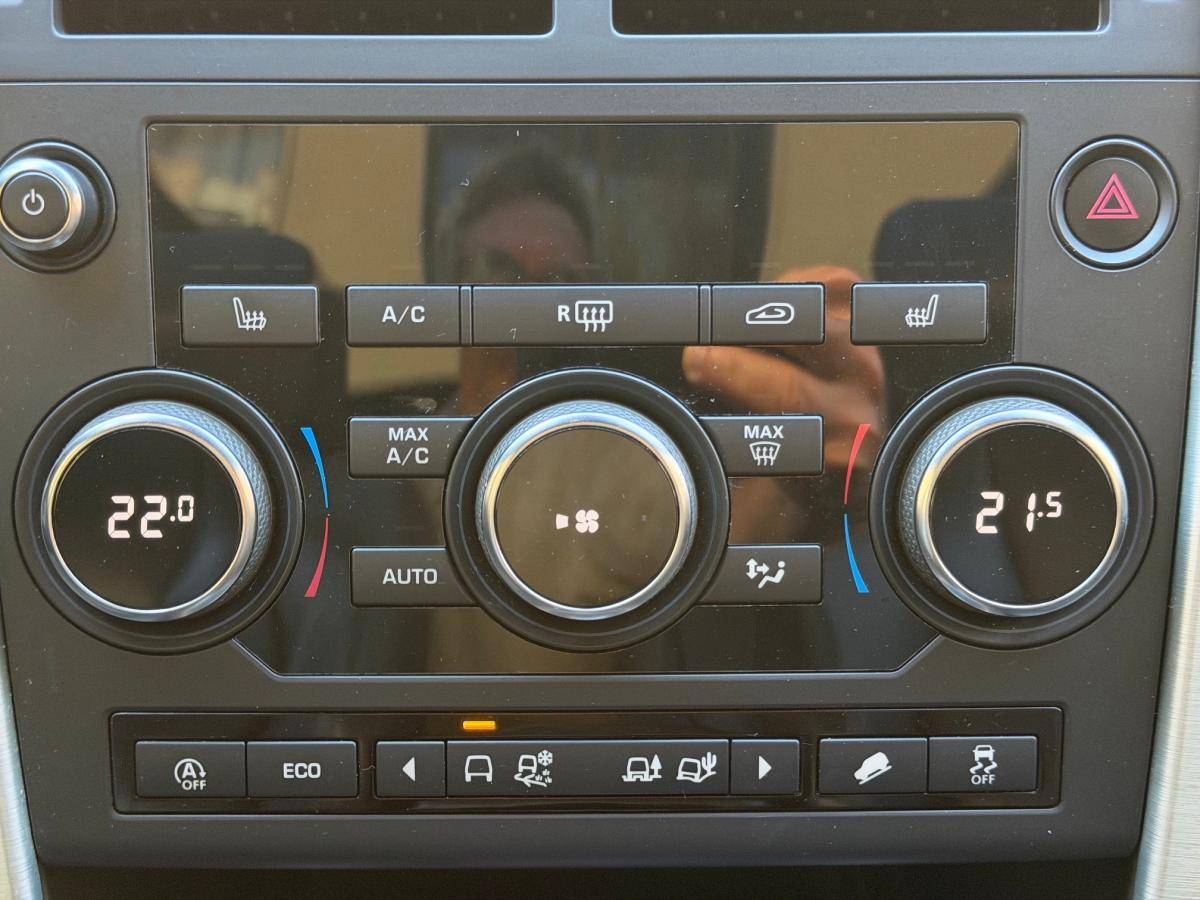 land-rover-discovery-sport-2018-diesel-1999cc