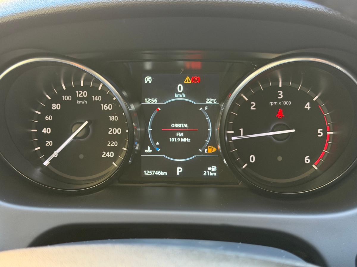 land-rover-discovery-sport-2018-diesel-1999cc