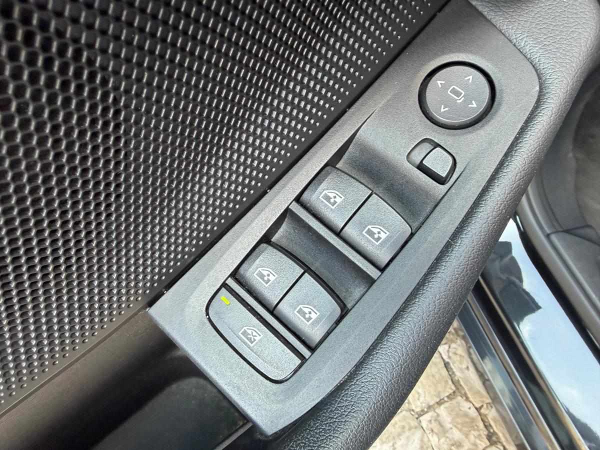 bmw-serie-1-2021-gasolina-1499cc