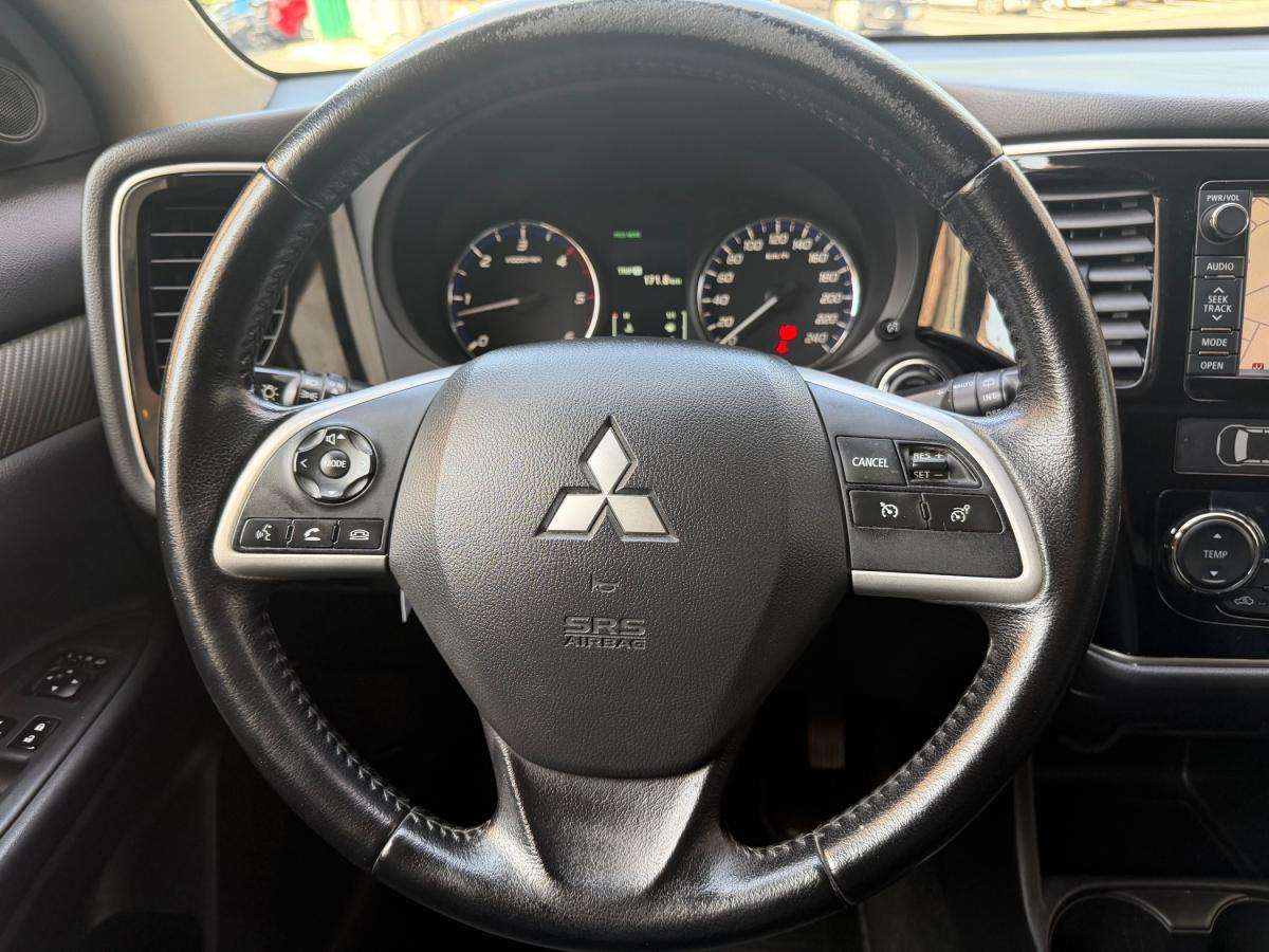 mitsubishi-outlander-2014-diesel-2268cc