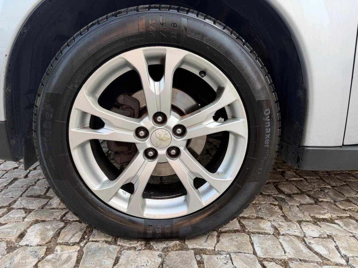 mitsubishi-outlander-2014-diesel-2268cc