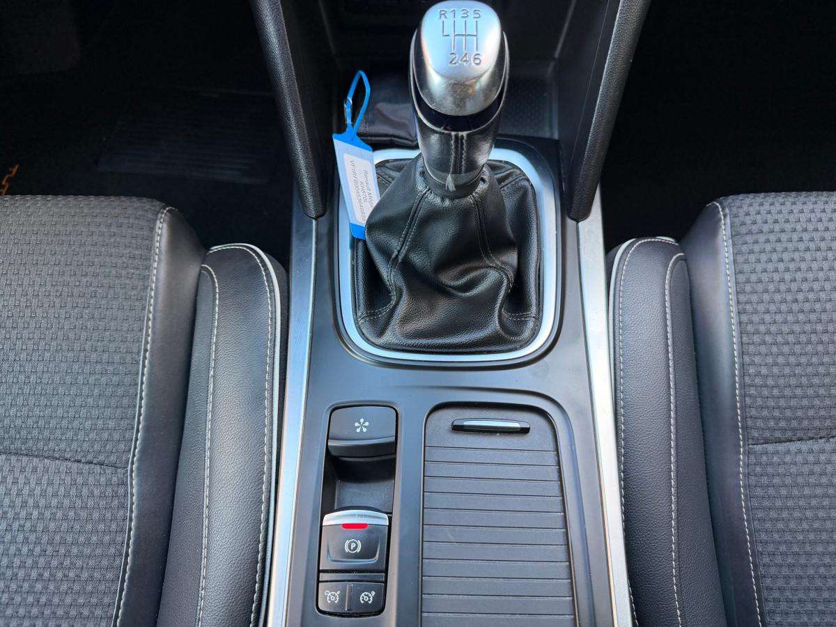 renault-megane-2016-gasolina-1197cc