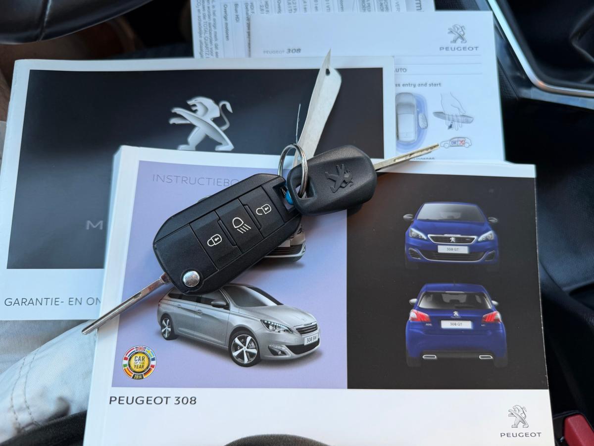 peugeot-308-2015-gasolina-1199cc
