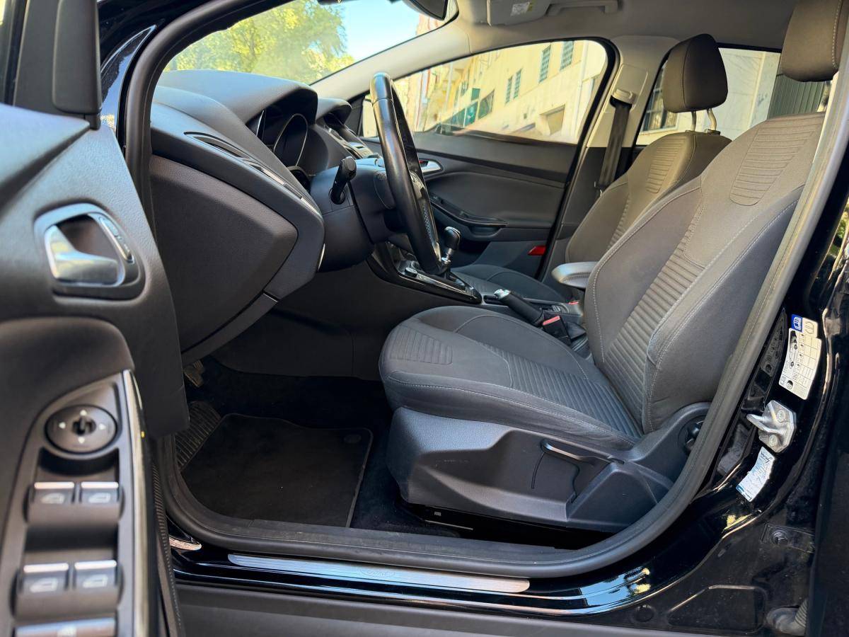 ford-focus-sw-2016-gasolina-999cc