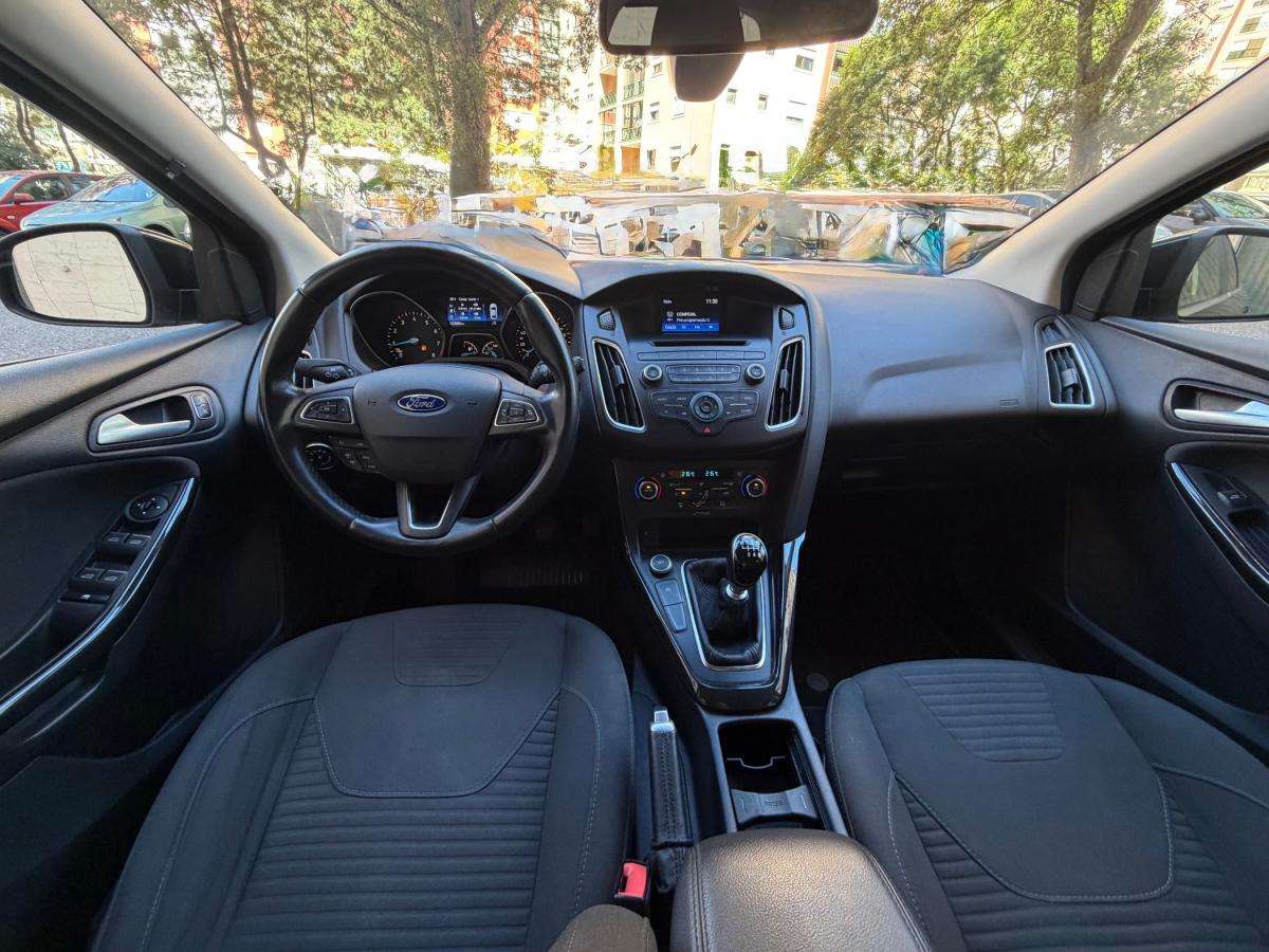ford-focus-sw-2016-gasolina-999cc